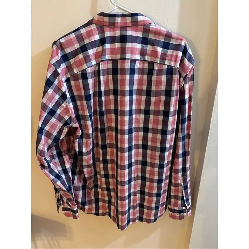 UNTUCKit Shirt - Picture 3 of 3